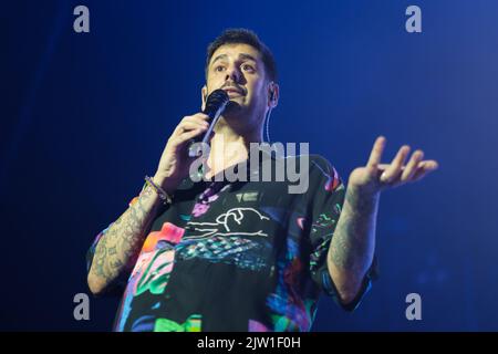 Madrid, Spagna. 02nd Set, 2022. La cantante spagnola Ramón Melendi Espina, artisticamente conosciuta come Melendi, suona sul palco al WiZink Center di Madrid. (Foto di Atilano Garcia/SOPA Images/Sipa USA) Credit: Sipa USA/Alamy Live News Foto Stock
