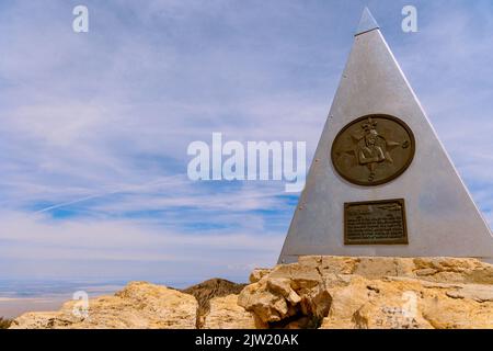 Il segno alla cima del picco Guadalupe. Foto Stock