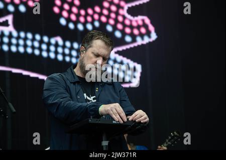 John Grant - suonare la tastiera e cantare al pubblico del Connect Festival Foto Stock