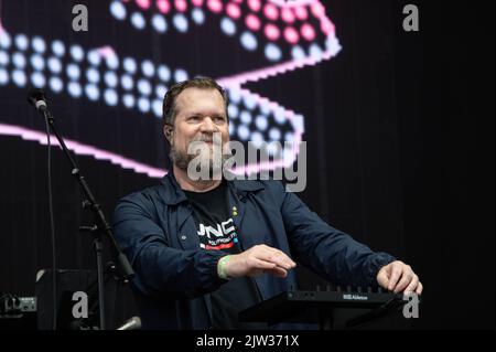 John Grant - suonare la tastiera e cantare al pubblico del Connect Festival Foto Stock