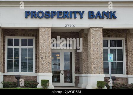 Houston, Texas USA 12-05-2021: L'esterno della Prosperity Bank e l'ingresso principale a Houston, Texas. Società di holding bancaria con sede a Houston, Texas. Foto Stock