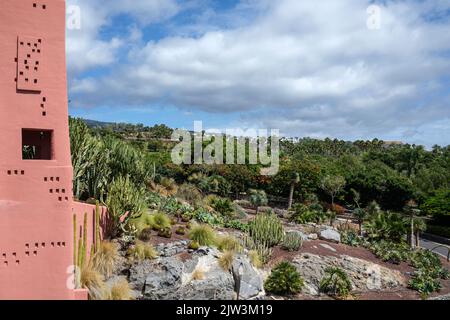 Abama, Ritz Carlton hotel di lusso a cinque stelle e campo da golf sulla costa occidentale di Tenerife vicino a Playa San Juan, Isole Canarie, Spagna Foto Stock