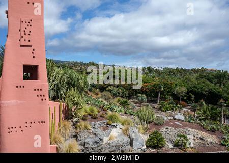 Abama, Ritz Carlton hotel di lusso a cinque stelle e campo da golf sulla costa occidentale di Tenerife vicino a Playa San Juan, Isole Canarie, Spagna Foto Stock