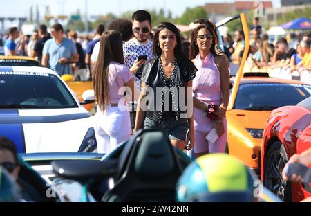 Dimostrazioni della velocità e della potenza delle vetture dei partecipanti al Supercar Owners Circle - SOC Croazia 2022 sulla pista del Centro tecnico Aviazione a Velika Gorica, Croazia il 3 settembre 2022. Foto: Sanjin Strukic/PIXSELL Foto Stock