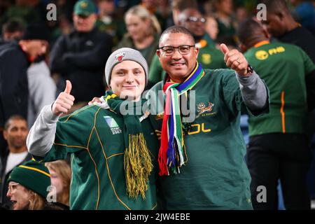 3rd settembre 2022; Allianz Stadium, Sydney, nuovo Galles del Sud, Australia; 2022 Campionato di rugby Etoro, Australia contro Sud Africa: I sostenitori del Sudafrica fanno il tifo per il loro paese Foto Stock