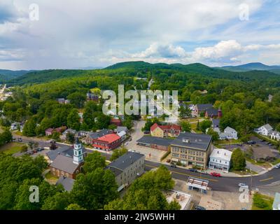 Ashland storico centro città vista aerea su Highland Street in estate, Ashland, New Hampshire NH, Stati Uniti. Foto Stock