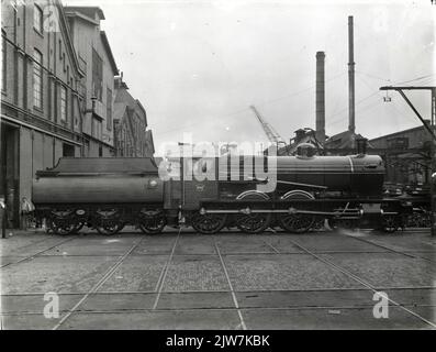 Immagine della fabbrica -nuova locomotiva a vapore n° 3787 (serie 3700/3800) della N.S. Nel campo di Werkspoor ad Amsterdam. Foto Stock