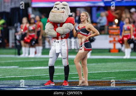 3 settembre 2022: Il Chick-fil-A Kickoff Game con i Georgia Bulldogs e gli Oregon Ducks, giocato al Mercedes Benz Stadium di Atlanta, Georgia. La Georgia sconfigge l'Oregon 49-3. Cecil Copeland/CSM Foto Stock