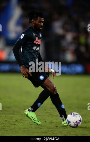 Andre Zambo Anguissa, attaccante del Camerone di SSC Napoli, controlla il pallone durante la Serie A, partita di calcio tra SS Lazio e ssc napoli, presso lo Stadio Olimpico di Roma, centro Italia, il 3 settembre 2021. Foto Stock