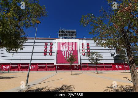 Sevilla, Spagna. 03rd Set, 2022. Stadio durante la partita Liga tra il Sevilla FC e il FC Barcelona allo stadio Ramon Sanchez Pizjuan di Siviglia, Spagna. Credit: DAX Images/Alamy Live News Foto Stock