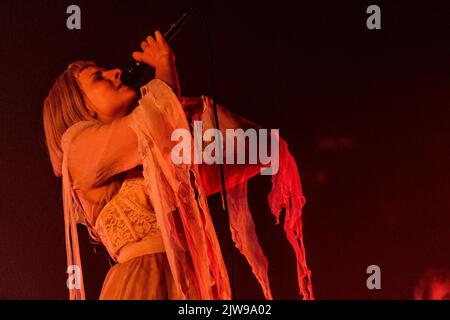 Biddinghuizen, Olanda 19 agosto 2022 Aurora dal vivo al Lowlands Festival 2022 © Roberto Finizio/ Alamy Foto Stock