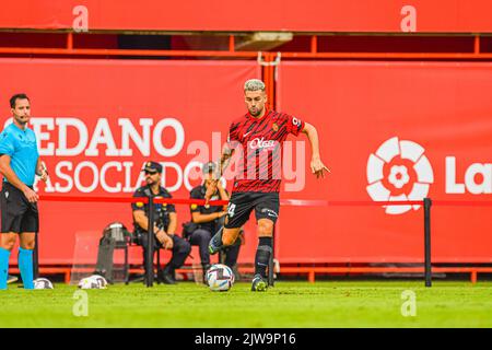 MALLORCA, SPAGNA - 3 SETTEMBRE: Dani Rodriguez di RCD Mallorca durante la partita tra RCD Mallorca e Girona CF di la Liga Santander il 3 settembre 2022 presso lo Stadio Visit Mallorca Son Moix a Mallorca, Spagna. (Foto di Samuel Carreño/ PX Images) Foto Stock