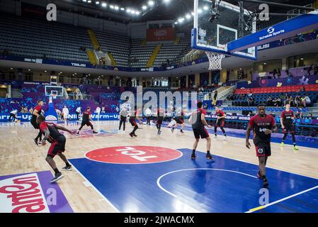 I giocatori belgi raffigurati prima della partita tra la Spagna e i Lions belgi, giocate tre dei cinque nel gruppo A all'EuroBasket 2022, domenica 04 settembre 2022, al Palazzo dello Sport di Tbilisi, a Tbilisi, Georgia. Il Campionato europeo di pallacanestro si svolge dal 1 settembre al 18 settembre. FOTO DI BELGA NIKOLA KRSTIC Foto Stock