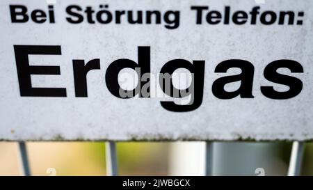 Vechta, Germania. 26th ago, 2022. Campo di gas naturale Goldenstedt Z23 di ExxonMobil. (A dpa ''lotta per ogni metro cubo': Produzione tedesca di gas e suoi limiti') Credit: Sina Schuldt/dpa/Alamy Live News Foto Stock