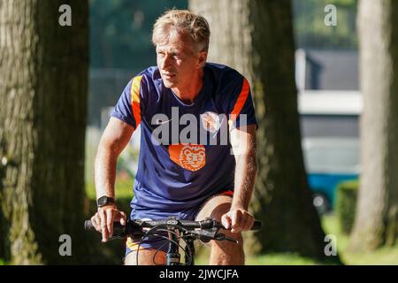 ZEIST, PAESI BASSI - 5 SETTEMBRE: Allenatore Andries Jonker dei Paesi Bassi durante una sessione di addestramento dei Paesi Bassi al campus di KNVB il 5 settembre 2022 a Zeist, Paesi Bassi. (Foto di Jeroen Meuwsen/Orange Pictures) Foto Stock