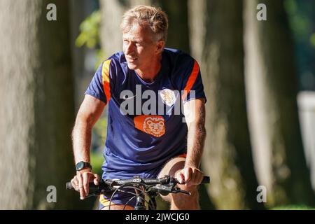 ZEIST, PAESI BASSI - 5 SETTEMBRE: Allenatore Andries Jonker dei Paesi Bassi durante una sessione di addestramento dei Paesi Bassi al campus di KNVB il 5 settembre 2022 a Zeist, Paesi Bassi. (Foto di Jeroen Meuwsen/Orange Pictures) Foto Stock