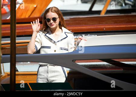 Venezia, Italia. 05th Set, 2022. Venezia, 79th Venice Film Festival 2022, giorno 6 - Arrivi all'Excelsior Hotel . Nella foto: Sadie Sink Credit: Independent Photo Agency/Alamy Live News Foto Stock