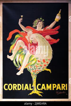 Pubblicità vintage di Codial Campari. Immagine scattata alla Galleria Campari vicino a Milano. Foto Stock