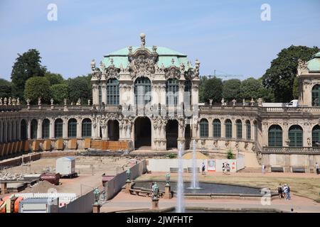 Dresda è la 12th città più popolosa della Germania, la quarta più grande per area (dopo Berlino, Amburgo e Colonia), e la terza città più popolosa ... Foto Stock