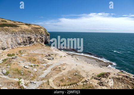 Danzante sporgenza, Jurassic costa, Isola di Purbeck, Langton Matravers, estate, Dorset, Regno Unito Foto Stock