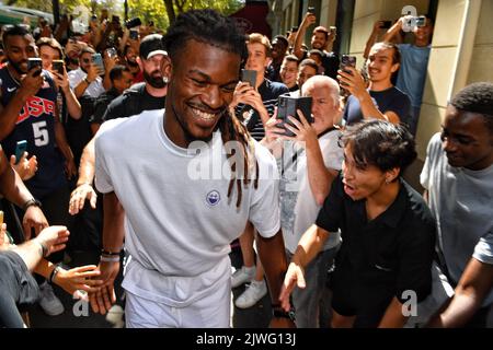 Jimmy Butler e Chris Brickley al negozio NBA di Parigi Foto Stock