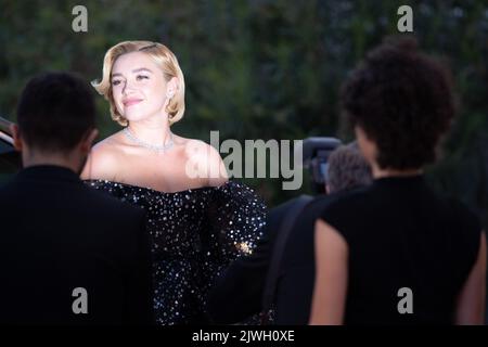 Lido di Venezia, Italia. 05th Set, 2022. Florence Pugh partecipa al tappeto rosso "non preoccupare Darling" al 79th° Festival Internazionale del Cinema di Venezia, il 05 settembre 2022 a Venezia. © Photo: Cinzia Camela. Credit: Independent Photo Agency/Alamy Live News Foto Stock