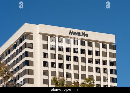 Irvine, CA, USA - 9 luglio 2022: Edificio MetLife a Irvine, CA, USA. Foto Stock