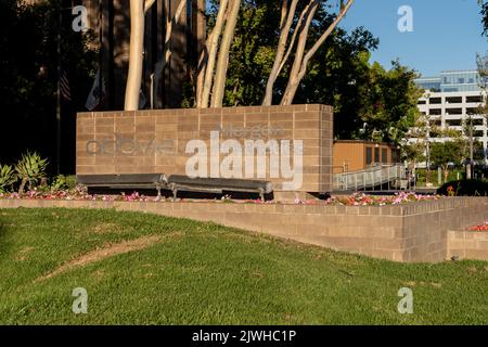 Irvine, CA, USA - 9 luglio 2022: AbbVie and Allergan Aesthetics Company firmano in Irvine, CA, USA. Foto Stock