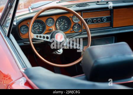 Italia, Lombardia, Meeting delle Auto d'epoca, Fiat 124 Sport Spider 1600 Foto Stock