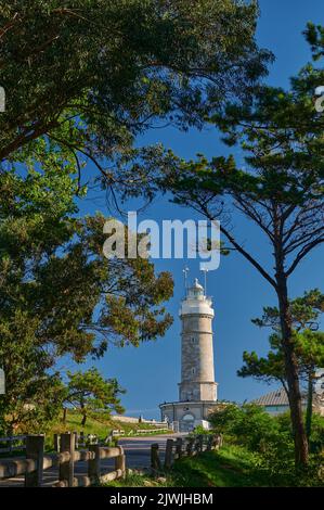 Vista del faro di Cabo Mayor, Santander, Cantabria, Spagna, Europa Foto Stock