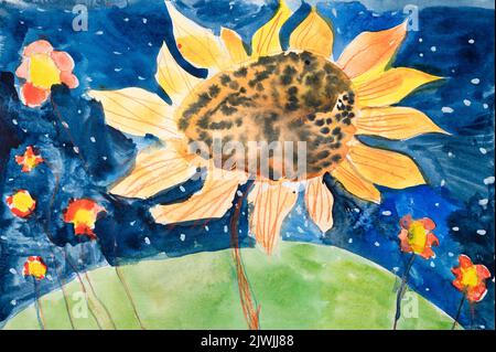 disegno acquerello fai da te per bambini su carta testurizzata - un girasole in fiore con semi su sfondo cielo blu. fiore giallo in piena fioritura per il sunflo Foto Stock