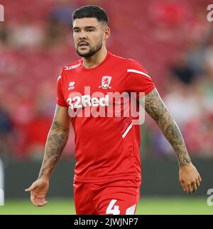 Middlesbrough, Regno Unito. 5th Set, 2022. Alex Mowatt di Middlesbrough durante la partita del campionato Sky Bet al Riverside Stadium, Middlesbrough. Foto di credito dovrebbe essere: Lexy Ilsley / Sportimage di credito: Sportimage / Alamy Live News Foto Stock