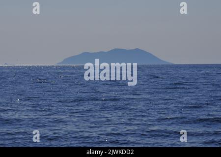 Isola remota Bisevo in Croazia Foto Stock