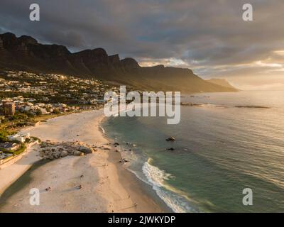 Camps Bay, Città del Capo, Western Cape, Sud Africa Foto Stock