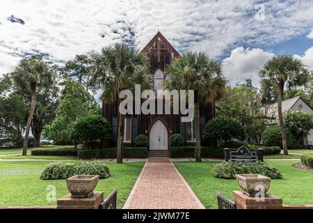 La storica Chiesa della Croce a Bluffton, South Carolina durante il giorno Foto Stock