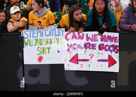 6th settembre 2022; Allianz Stadium, Sydney, nuovo Galles del Sud, Australia; International Football friendly, Australia contro Canada: Tifosi australiani che sostengono il loro paese Foto Stock