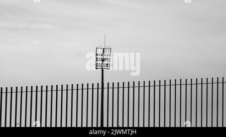 Torre di illuminazione dello stadio di atletica di Malaga Foto Stock