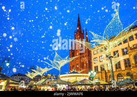 Mercatino di Natale di Wiesbaden, Germania Foto Stock