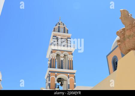 Chiesa cattolica di San Stylianos a Fira, Thera, isola di Santorini, isole Cicladi, Grecia, Europa. Agios Stylianos Paflagonia l'Eremita. Foto Stock