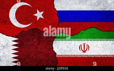 Bandiere di Iran, Russia, Turchia e Qatar su un muro. Russia Qatar Iran alleanza con la Turchia Foto Stock