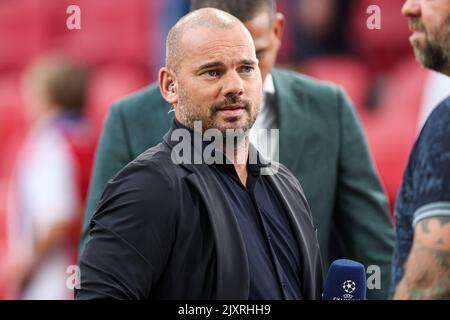 AMSTERDAM, PAESI BASSI - 7 SETTEMBRE: Analista Wesley Sneijder durante la partita della UEFA Champions League tra Ajax e Rangers alla Johan Cruijff Arena il 7 settembre 2022 ad Amsterdam, Paesi Bassi (Foto di Peter Lous/Orange Pictures) Foto Stock