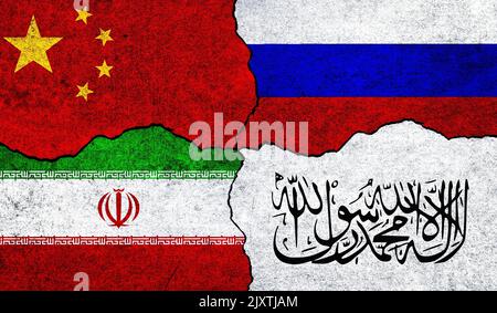 Bandiere di Russia, Cina, talebani e Iran su un muro. Afghanistan Russia Cina Iran alleanza Foto Stock