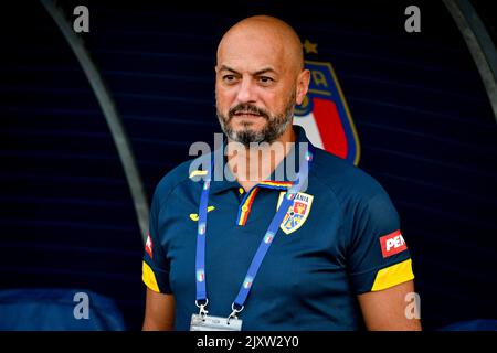 Stadio Paolo Mazza, Ferrara, Italia, 06 settembre 2022, Capo allenatore della Romania Cristian Dulca ritratto durante la Coppa del mondo 2023 qualificatori - Italia Donna vs Romania - Coppa del mondo FIFA Foto Stock