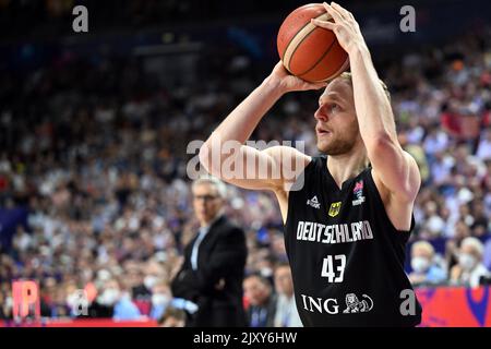 Colonia, Germania. 07th Set, 2022. Pallacanestro: Campionato europeo, Ungheria - Germania, turno preliminare, Gruppo B, Giornata 5, Lanxess Arena. Il tedesco Christian Sengfelder gioca la palla. Credit: Federico Gambarini/dpa/Alamy Live News Foto Stock