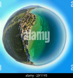 Pianeta panoramico del lago di Ohrid dal villaggio Lagadin nel nord della Macedonia Foto Stock