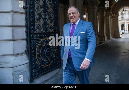 Londra, Inghilterra, Regno Unito. 7th Set, 2022. Il procuratore generale MICHAEL ELLIS è visto fuori Downing Street per la prima riunione del gabinetto nel governo di Liz Truss. (Credit Image: © Tayfun Salci/ZUMA Press Wire) Foto Stock