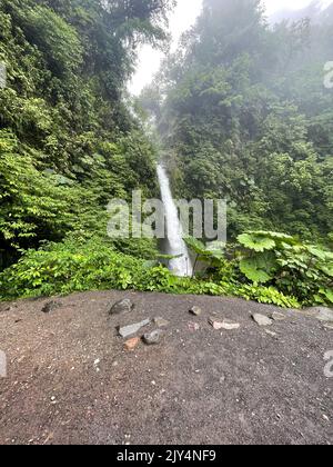 Incredibili cascate del Costa Rica viste del Costa Rica Foto Stock