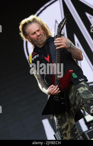 Rio de Janeiro, Brasile, 2 settembre 2022. Il chitarrista Phil Demmel durante un concerto della band americana heavy metal Allegiance al Rock di Rio 2022 Foto Stock