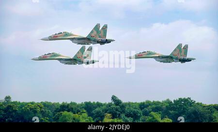 sukhoi su 30 mk2 e su22M4 in una giornata di volo dimostrativa Foto Stock
