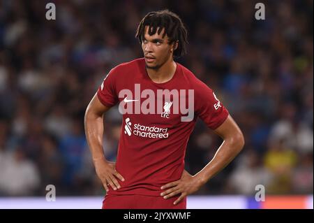 Napoli, Italia. 7 Set, 2022. Trent Alexander-Arnold del Liverpool FC durante la partita della UEFA Champions League tra SSC Napoli e Liverpool FC allo Stadio Diego Armando Maradona Napoli Italia il 07 settembre 2022. Credit: Franco Romano/Alamy Live News Foto Stock